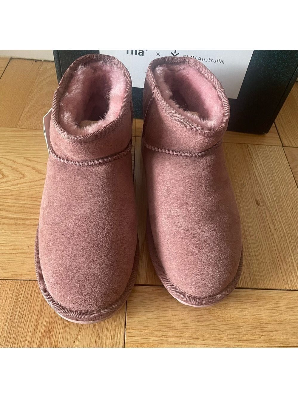 NIB TNAxEmu Australia Stinger Micro boots blush pink size 7 - Picture 2 of 9
